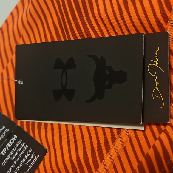 NWT Under Armour Women's Project Rock Heatgear Leggings: Electric Tangerine: XS - Picture 4 of 12